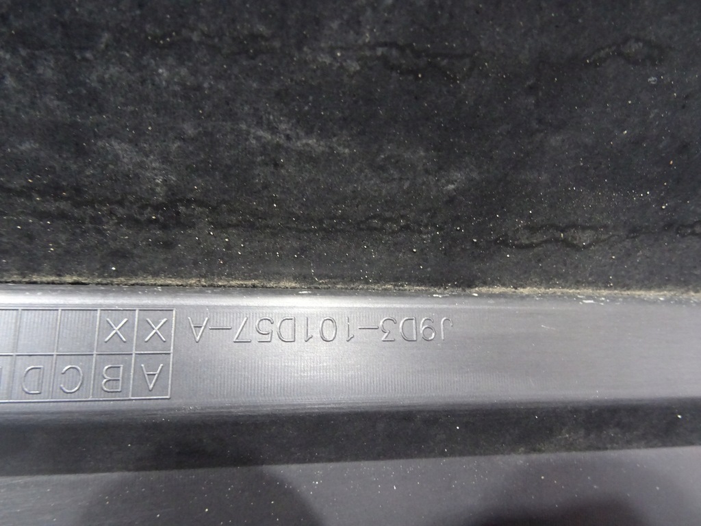 фото №5, Jaguar i-pace x590 молдинг порог левая j9d3-101d57-a