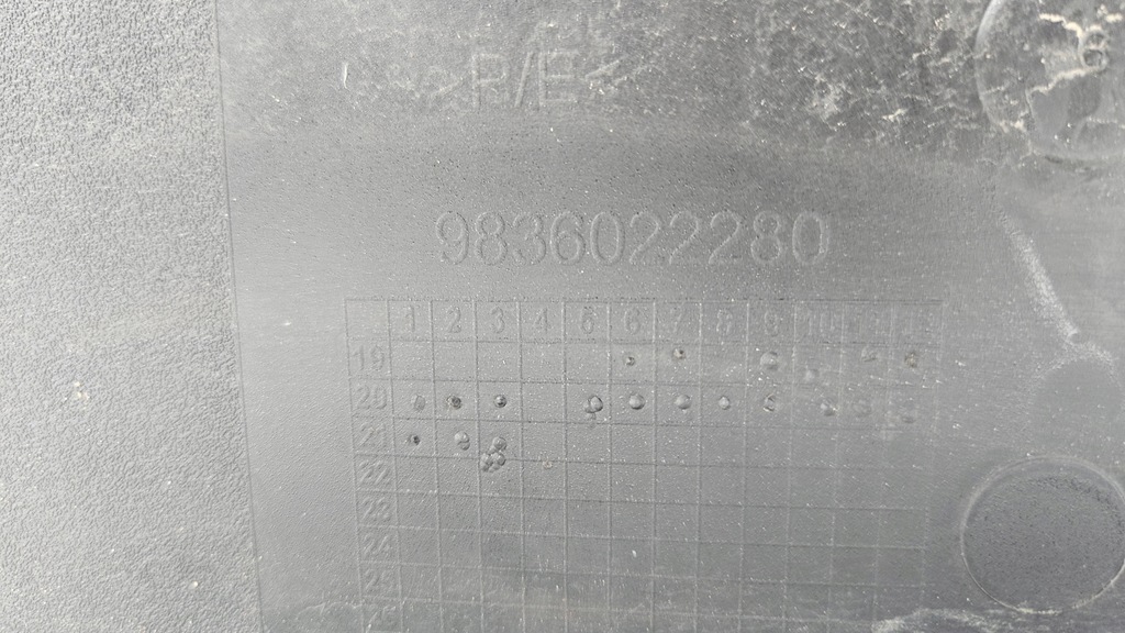 фото №8, Бампера toyota proace city verso 19- перед решётка радиатора передний