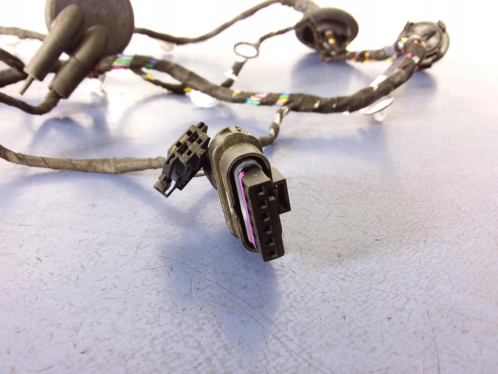 фото №4, Audi a3 8v жгут дверь правый перед 8v4971030