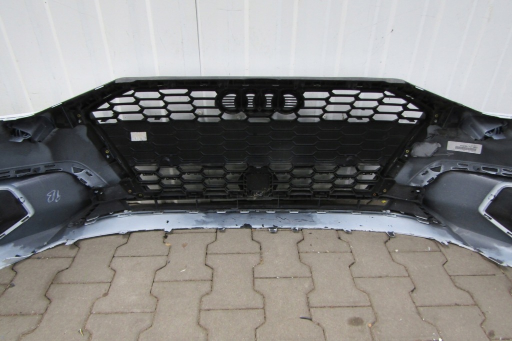 Бампер перед передній audi a3 8y0 20- Доставка