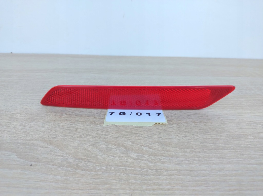 фото №1, Ліва лампа відбиваюча бампера задня jaguar i-pace