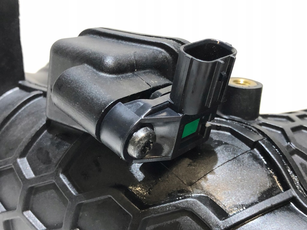 фото №5, Volvo v60 ii s60 iii 2.0 t8 труба wąż повітрозабірник повітря 32222128 31392382