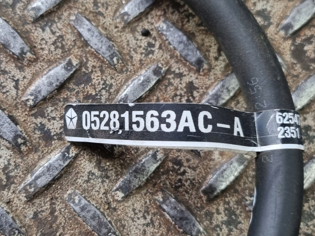 2022 ram 1500 вентиляция картера 05281563ac Цена