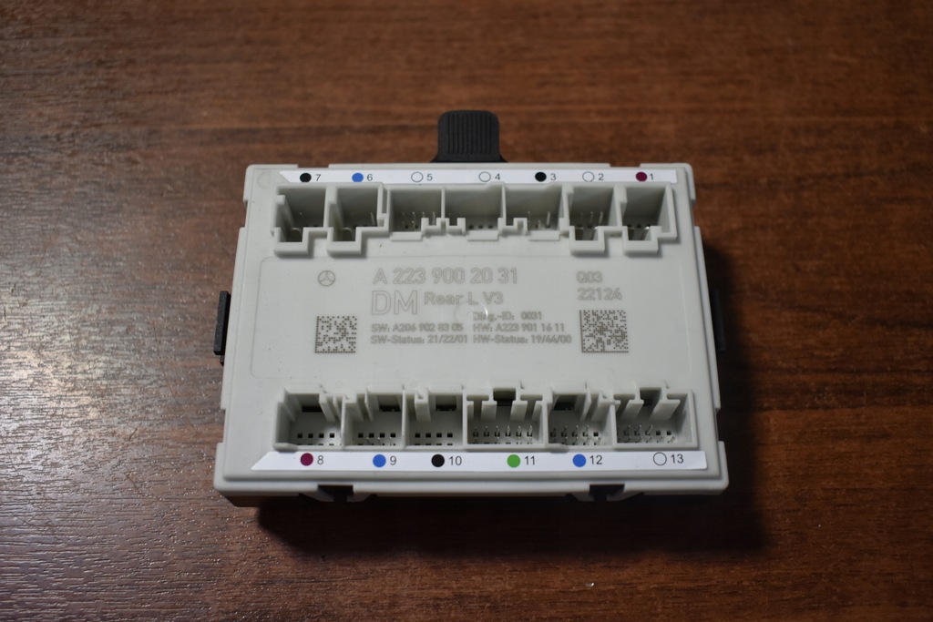 фото №1, Idealny модуль дверь mercedes w223 1