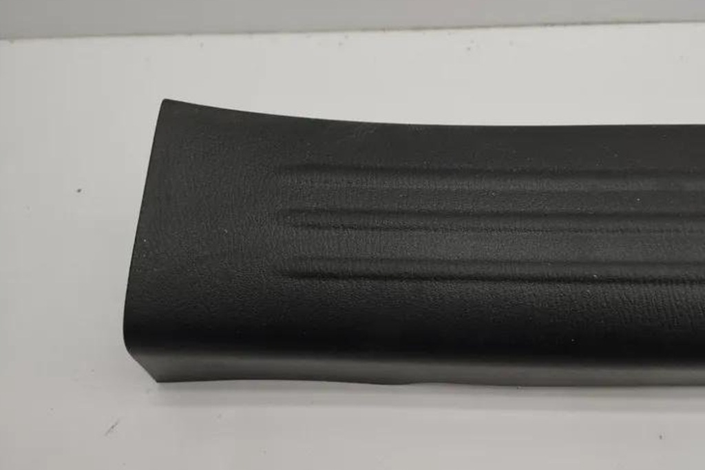 Накладка порог mazda cx-5 kf kb7w68730 2.0l дизель 110kw 2020 Киев