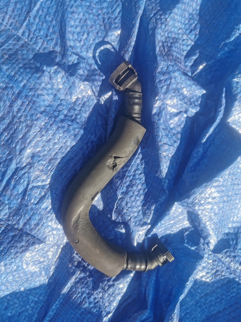 фото №1, Трубка вентиляционная шланг вентиляция картера 06j103221 vw beetle 5c 2.0 tsi