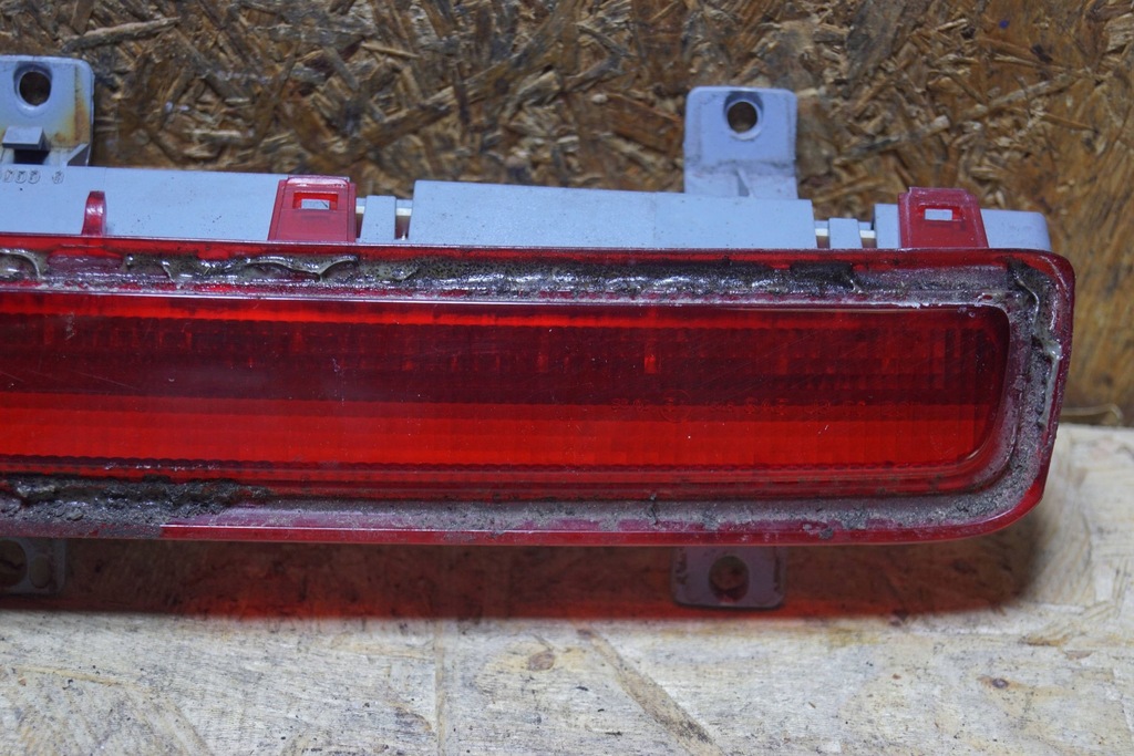 фото №12, Audi a4 b6 cabrio третій світло стоп-сигнал 8h0945097b b177