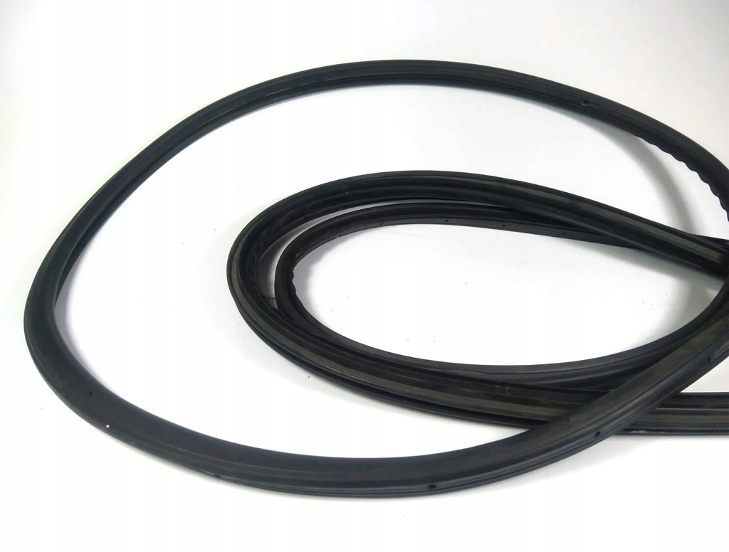 фото №7, Gmc yukon escalade tahoe 2015-20 прокладка дверь правый перед