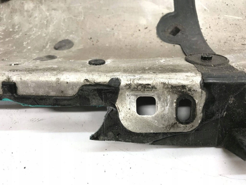 Купити Porsche macan 95b накладка поперечина передній перед підсилювач верхній 95b805931f