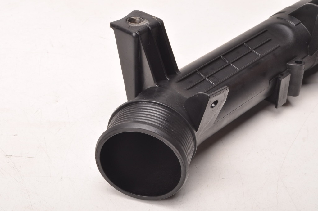 Volvo xc60 ii 2.0 d4 труба интеркулер 31686412 31405341 Недорого