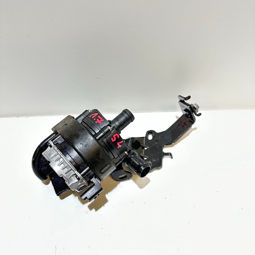 фото №1, Renault scenic iv 1.7 dci насос wody 210108197r