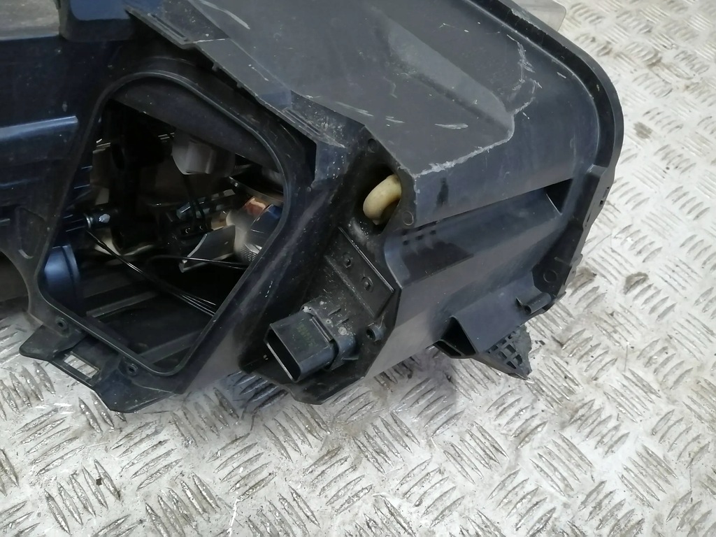 фото №7, Лампа правый перед vivaro c jumpy iii expert iii uk