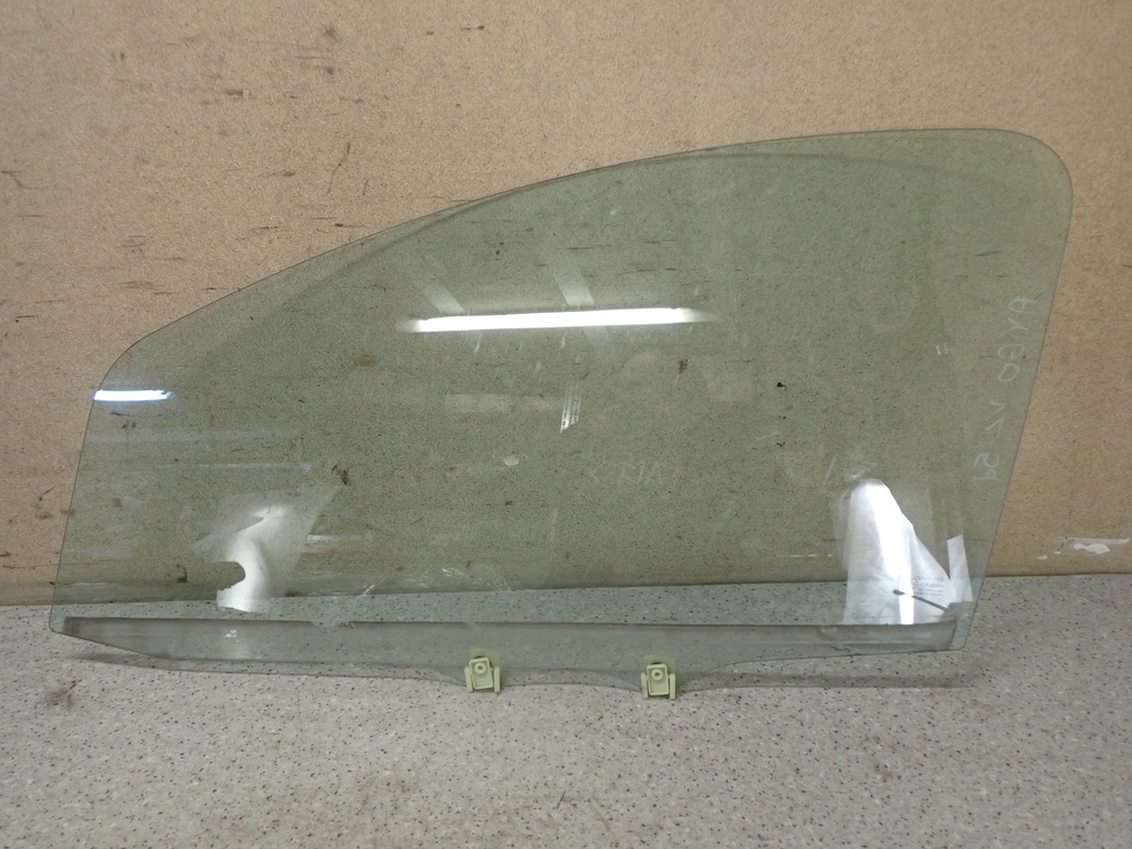 фото №1, Toyota aygo 5d 05-12 стекло дверь передняя левая
