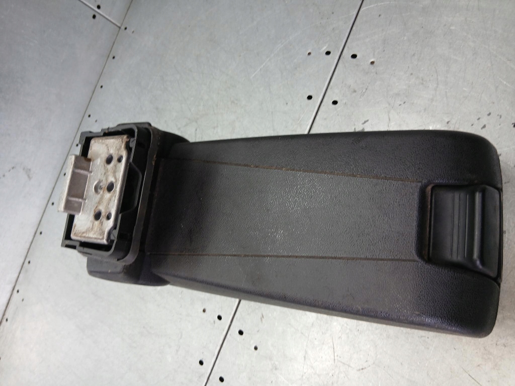 фото №7, Подлокотник alfa romeo 147 1.9jtd 03r