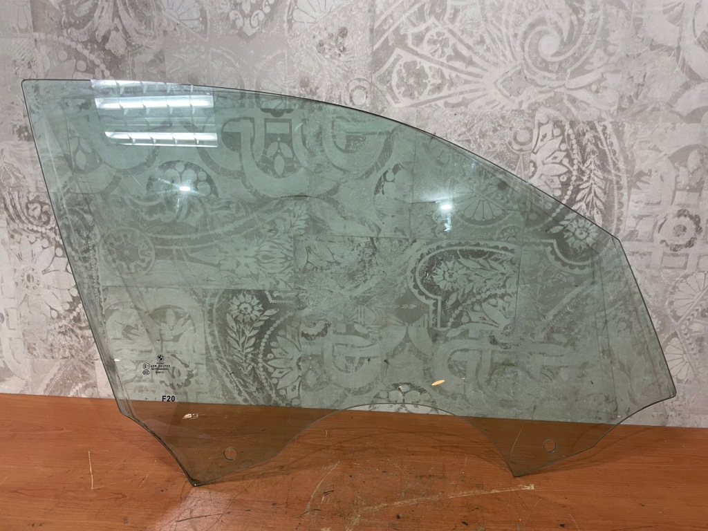 фото №1, Стекло дверь правый перед bmw 1 f20 12r