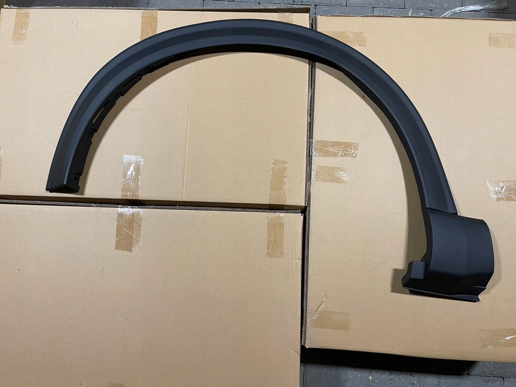 фото №7, Молдинг левая перед ford explorer 2020-2023