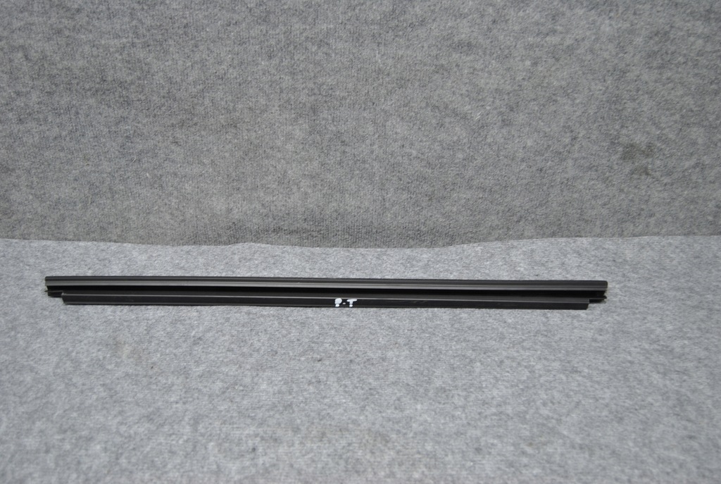 фото №1, Dodge ram 1500 4 gen молдинг ущільнювач wew p t