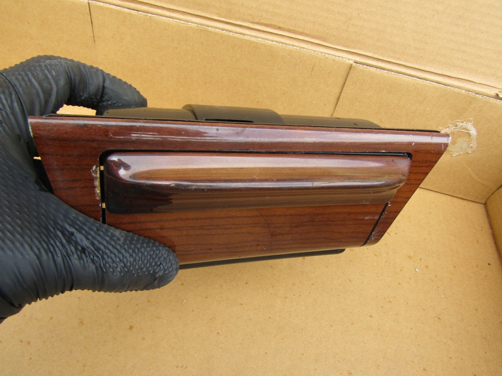 2 mercedes w124 85-89 попільничка w тунель drewno zebrano Зі Шроту