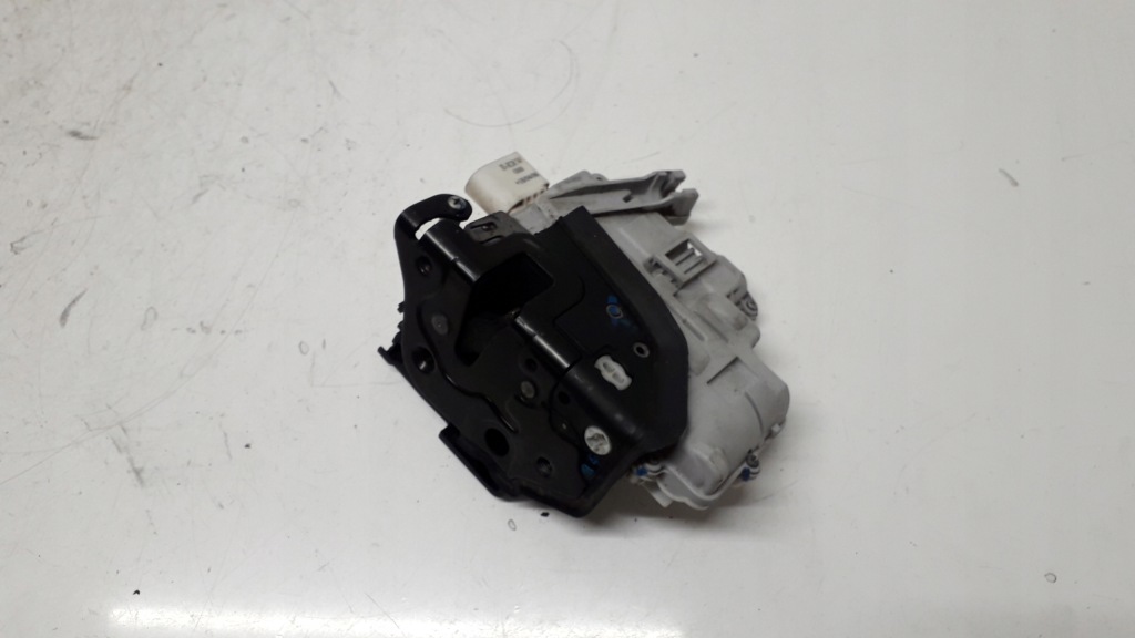 фото №1, Audi q7 4l 05-15 замок правый задняя 9pin