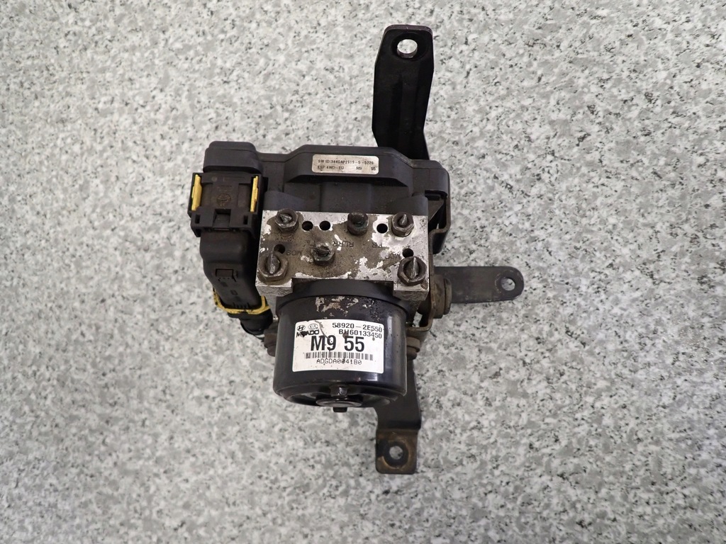 фото №6, Kia sportage ii 04- 2.0 crdi насос abs блок управления 58920-2e550