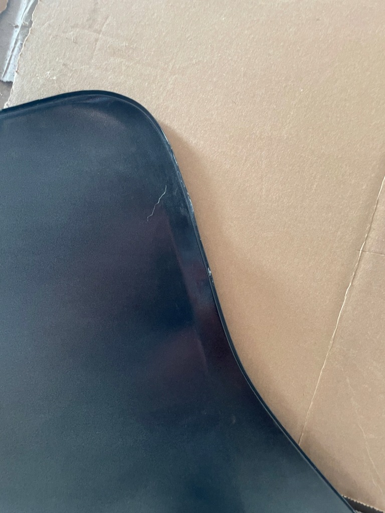 Trafic vivaro 14- 1.6 dci крыло  передний правый Оригинал