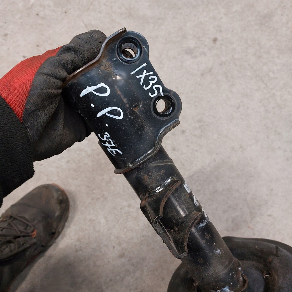 фото №8, Hyundai ix35 1,7 2013 амортизатор пружина правый перед с nowego автомобиля