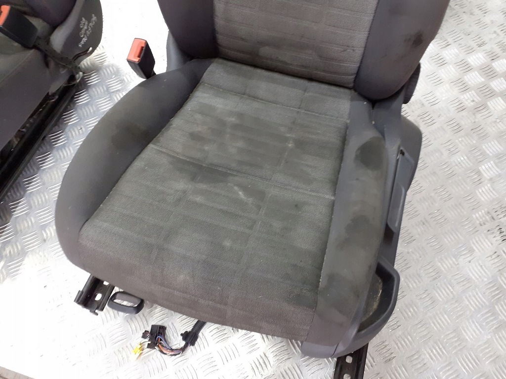 фото №7, Сиденья комплект vw golf v plus