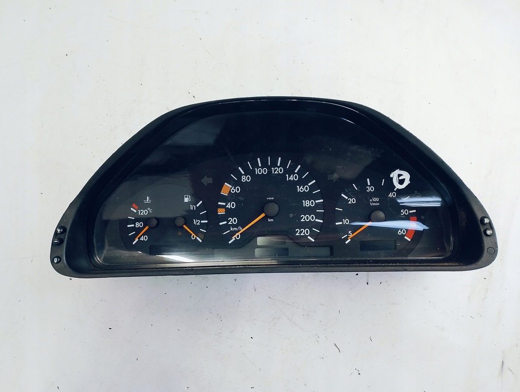 фото №1, Лічильник приладова панель спідометр mercedes benz w210