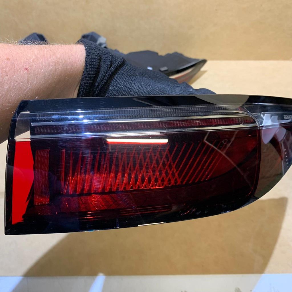 фото №7, Renault megane v e-tech лампа задня ліва 265553806r