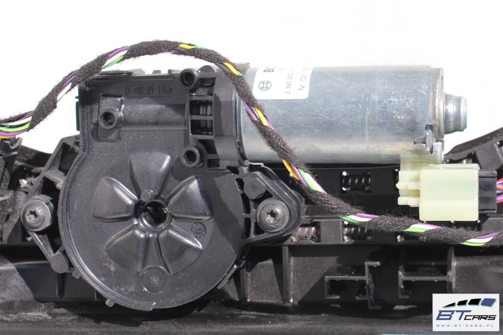 фото №6, Audi q5 крыша стеклянный solar панорама 80a877041 80a 877 041 люк solard