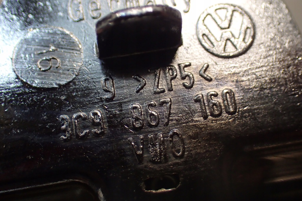 фото №5, Audi a7 4g кронштейн багажника хром 3c9867160