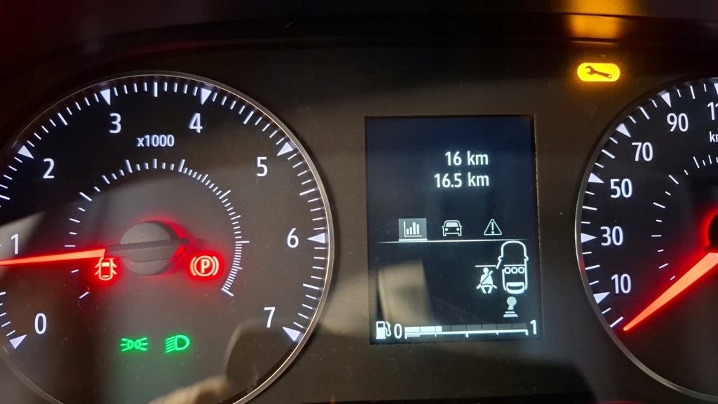 фото №14, Перед бампер лампи капот крила радіатор dacia sandero stepway iii