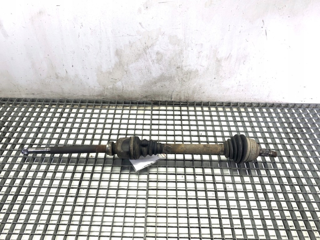 фото №1, Привідний вал правий перед peugeot 308 i 1.6 150km 07-16 шарнір