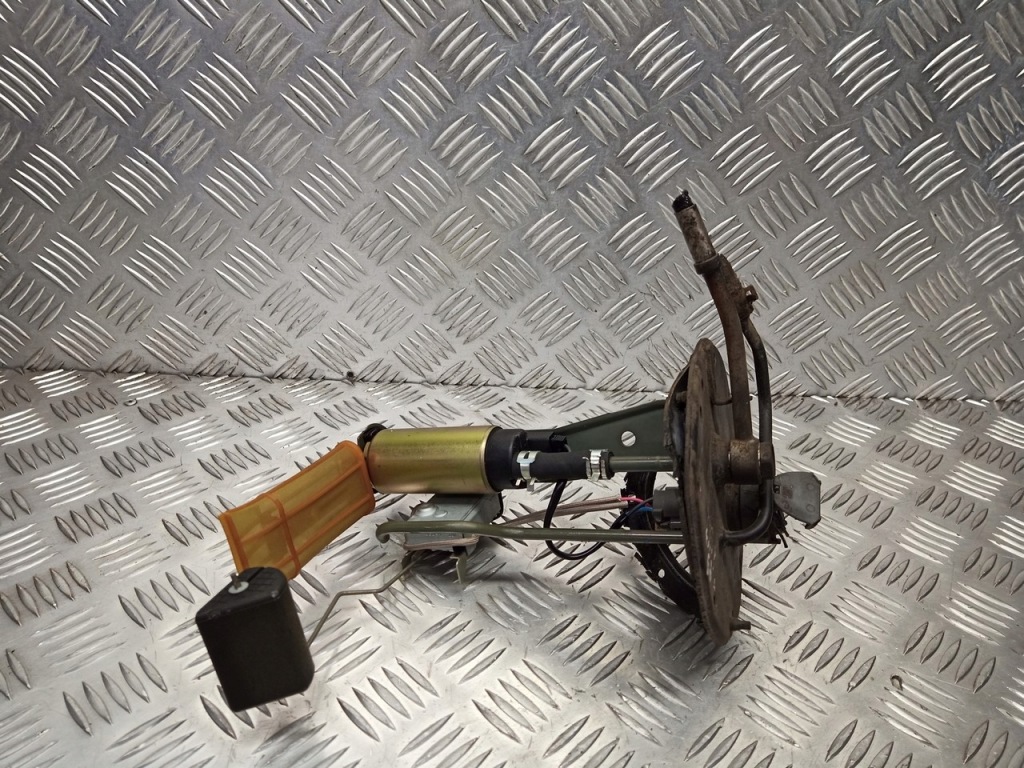 Купити Насос поплавок пального toyota starlet p9 1.4