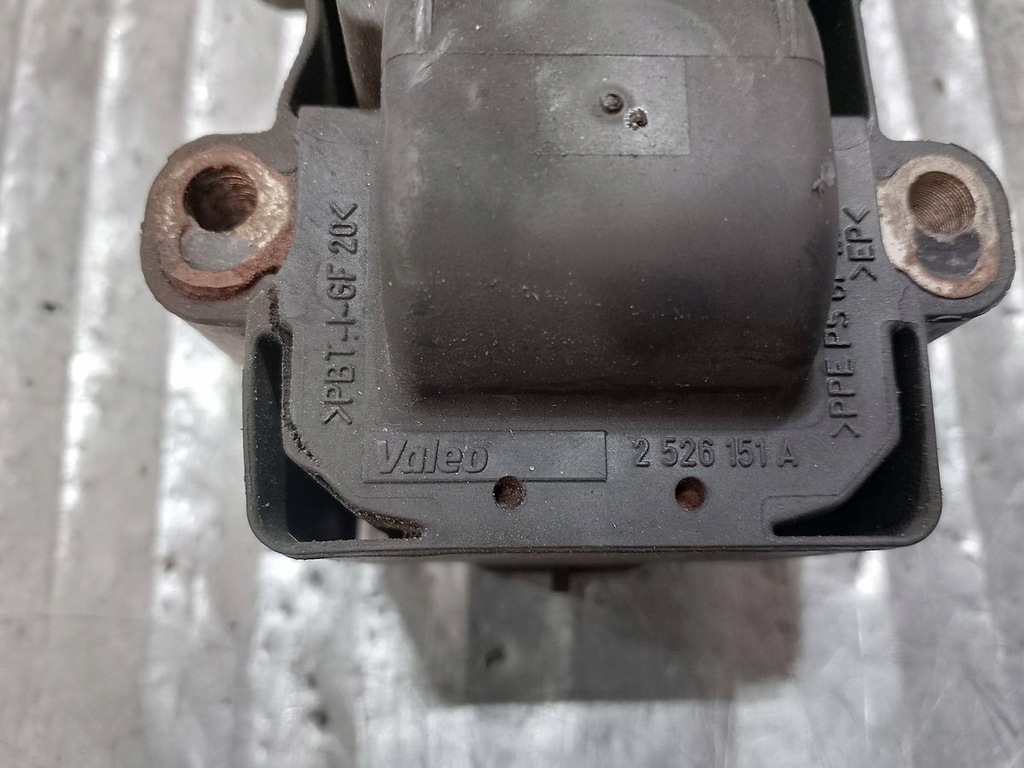 фото №7, Котушка запалювання renault thalia 01-08 2526151a 1.4 8v