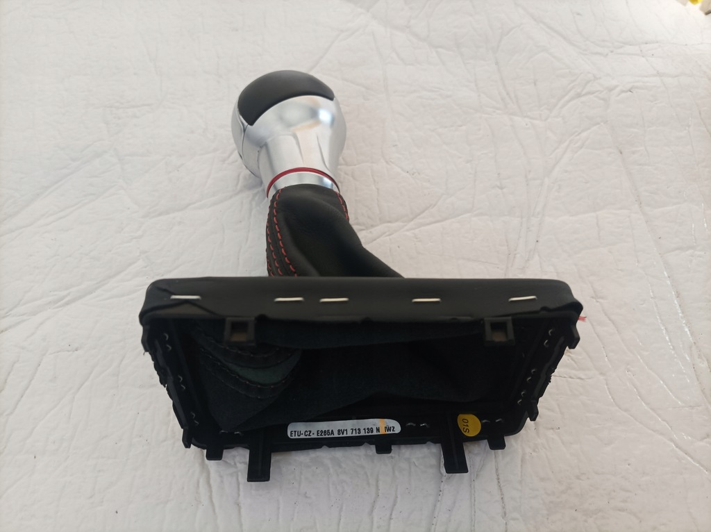 фото №7, Audi a3 s3 8v домкрат ручка чехол dsg 8v1713139n