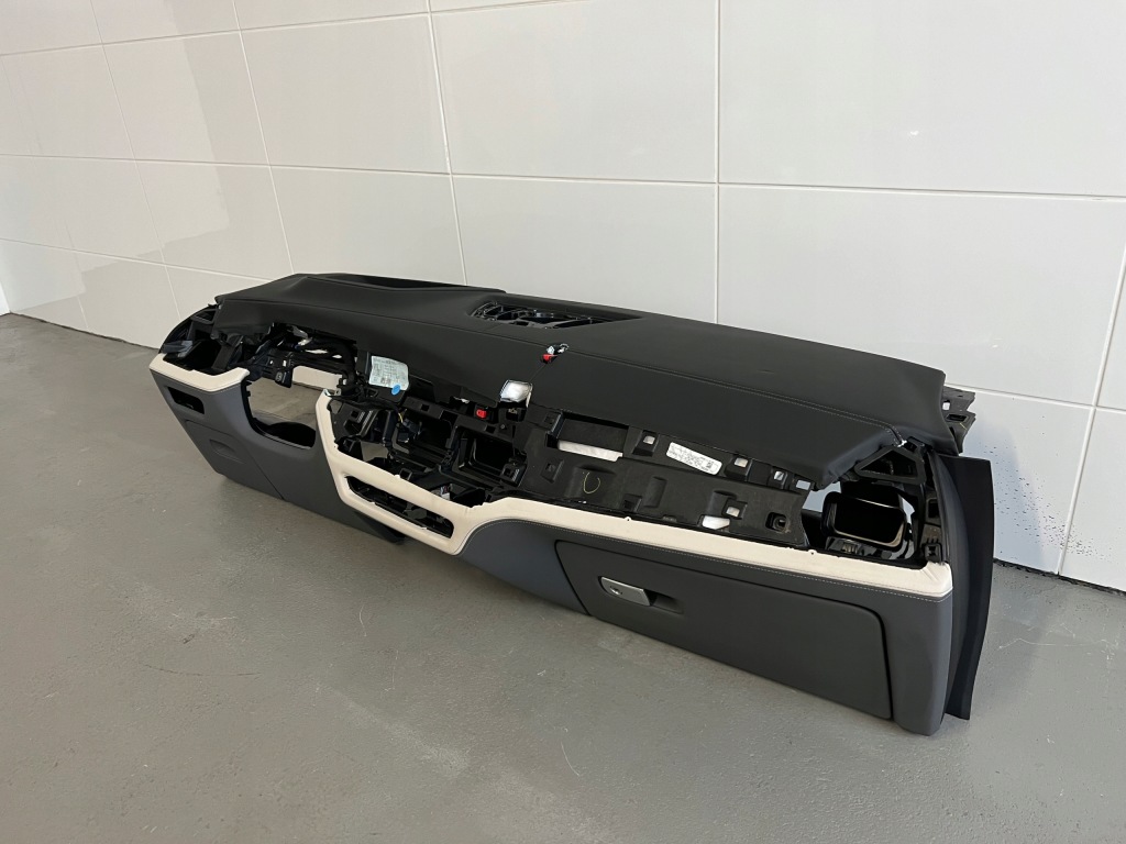 фото №6, Bmw x5 g05 x6 g06 x7 g07 приборная панель панель  приборная приборная панель кожа nowa lci