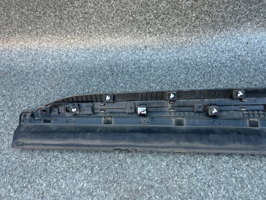 фото №7, Молдинг двері правий перед kia sorento iv 87722-p2000 poznań