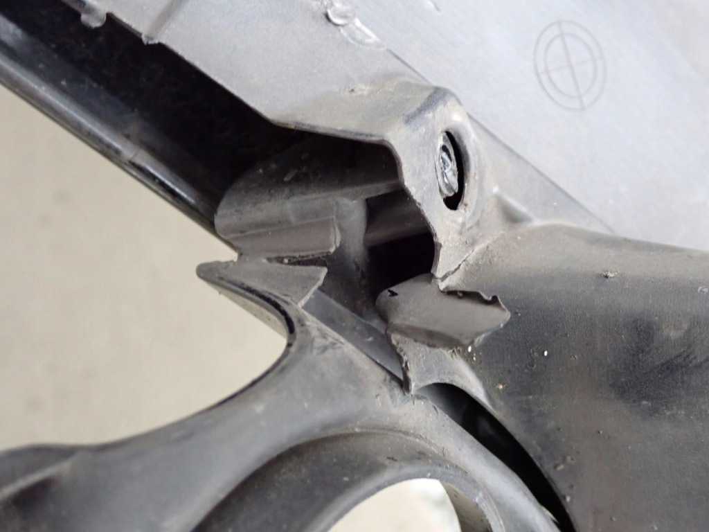 фото №14, Бампер перед передній toyota corolla e21 gr sport