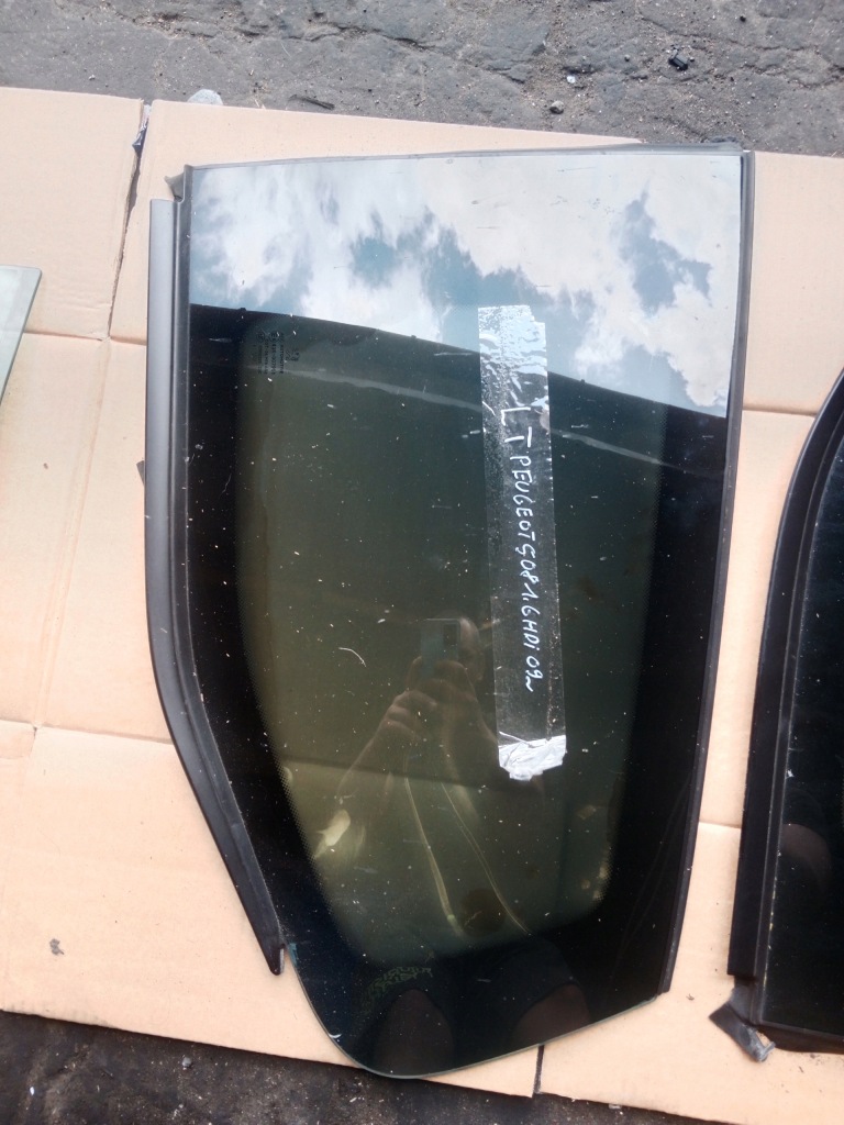фото №1, Скло кузовна лівий задня peugeot 5008