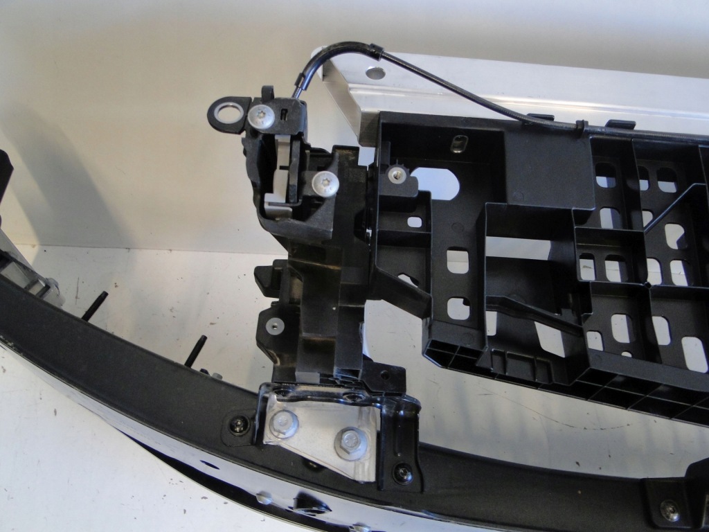 Купить Mercedes eqe 295 седан ремень передний усилитель передний перед балка кронштейн