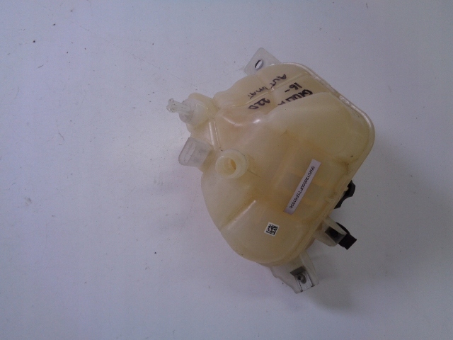 фото №3, Бачок розширювальний alfa romeo giulia 2.2 дизель 2016 rok