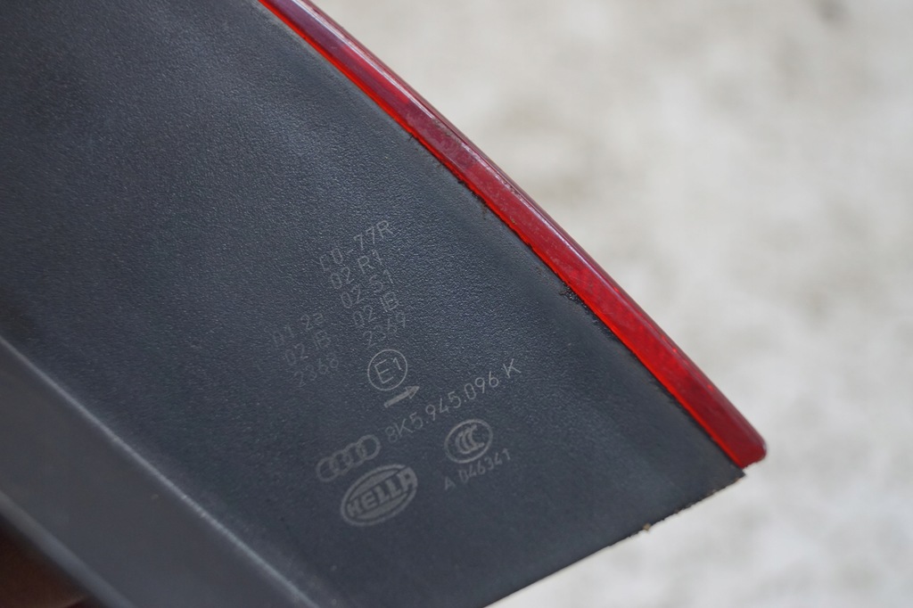 фото №15, Audi a4 b8 led лампа права задня sedan