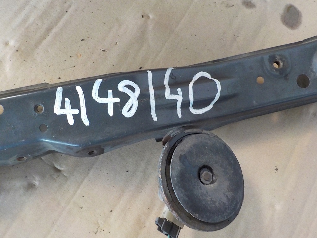 фото №4, Toyota avensis 2.2 d-cat pas передній