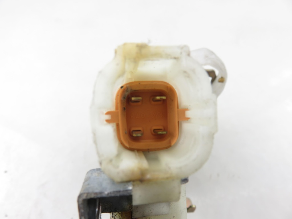 Замок кришки suzuki grand vitara 2 8055265j00 в Україні