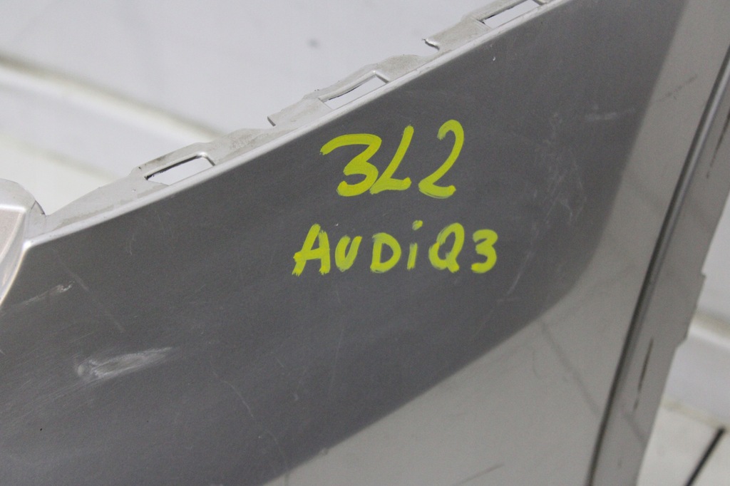 фото №12, Audi q3 8u 2011r- бампер задняя задний pdc lx7w - код лакокрасочного покрытия