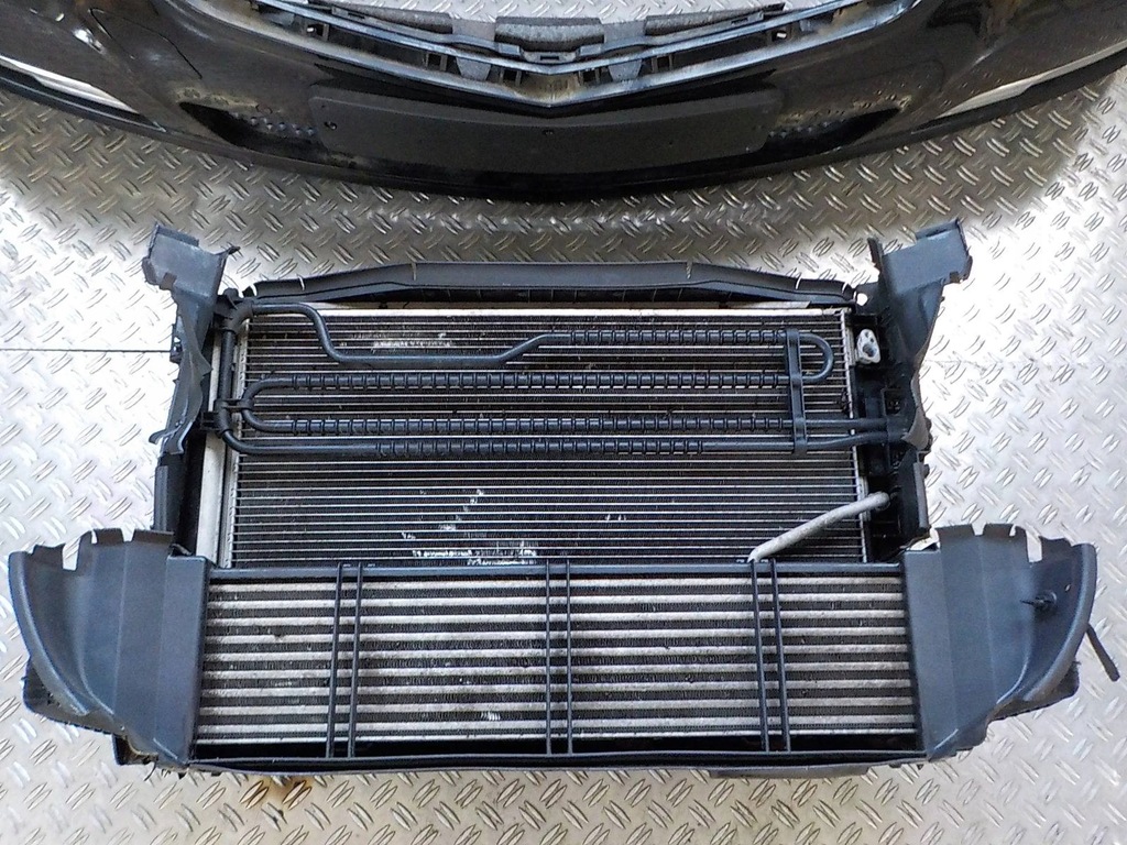 фото №16, Mercedes-benz e w212 перед kompletny sedan