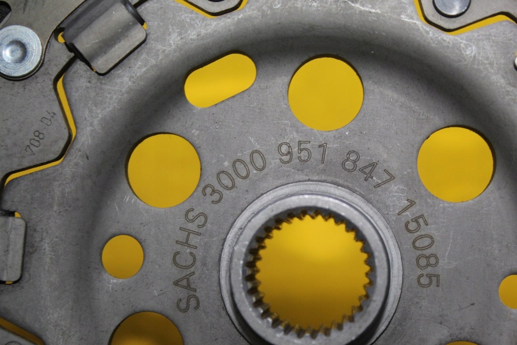 фото №12, Зчеплення двомасовий диск притиск seat leon ii 6 передач 1.8 tfsi 06j105266k