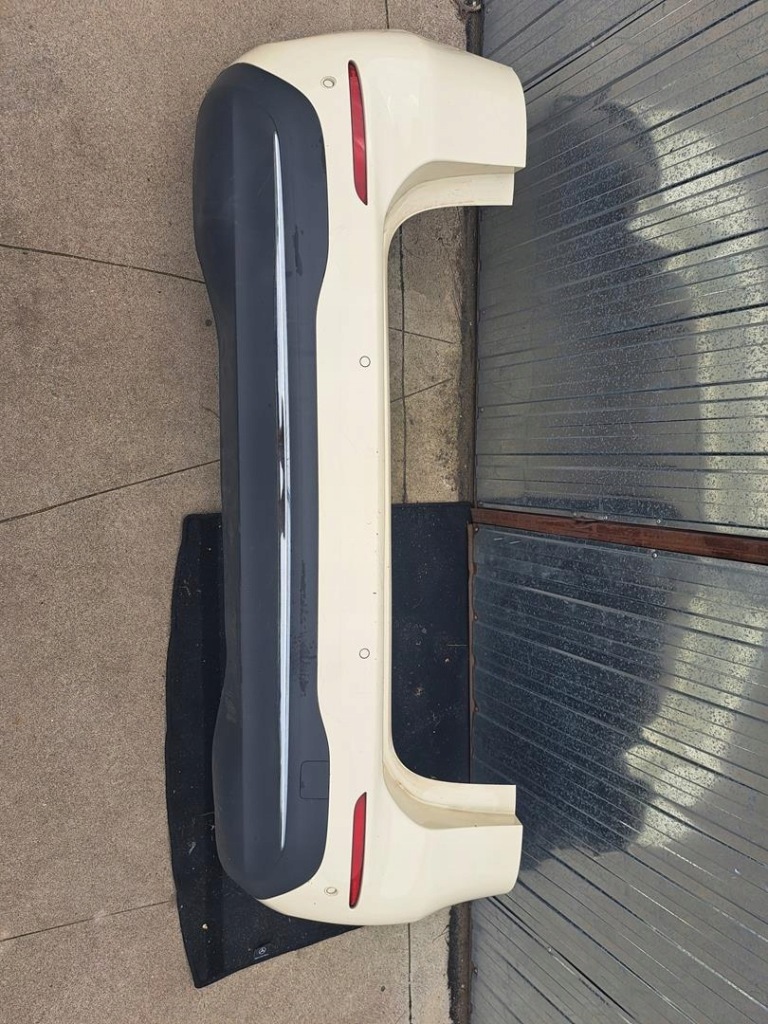 фото №1, Mercedes w247 b-klasa kompletny задній бампер задня