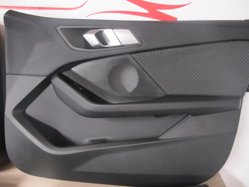 фото №2, Обшивки дверь bmw f44 материал